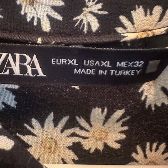 Zara Tiered Daisy Dress in Crepe - XL - Picture 4 of 6